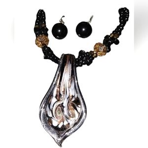 Vintage onyx &murano glass necklace